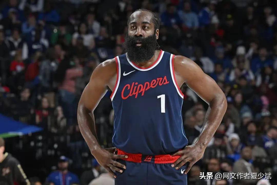 678体育-顶不住压力快船总经理公开喊话哈登留守快船承诺为了冠军补强的简单介绍