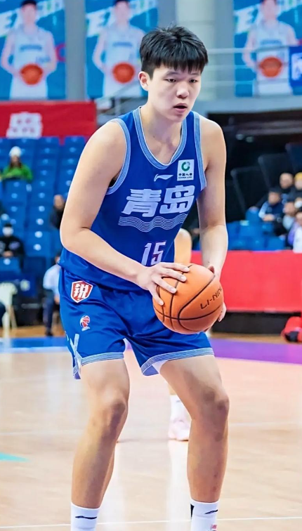 678体育-当年姚明都得打斯杯如今杨瀚森也一样的简单介绍